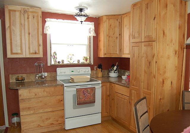 Crestwood Cabinets in South Fork