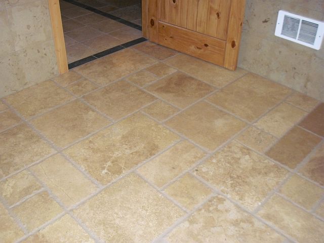 Travertine Tile Floor (Versae Pattern)